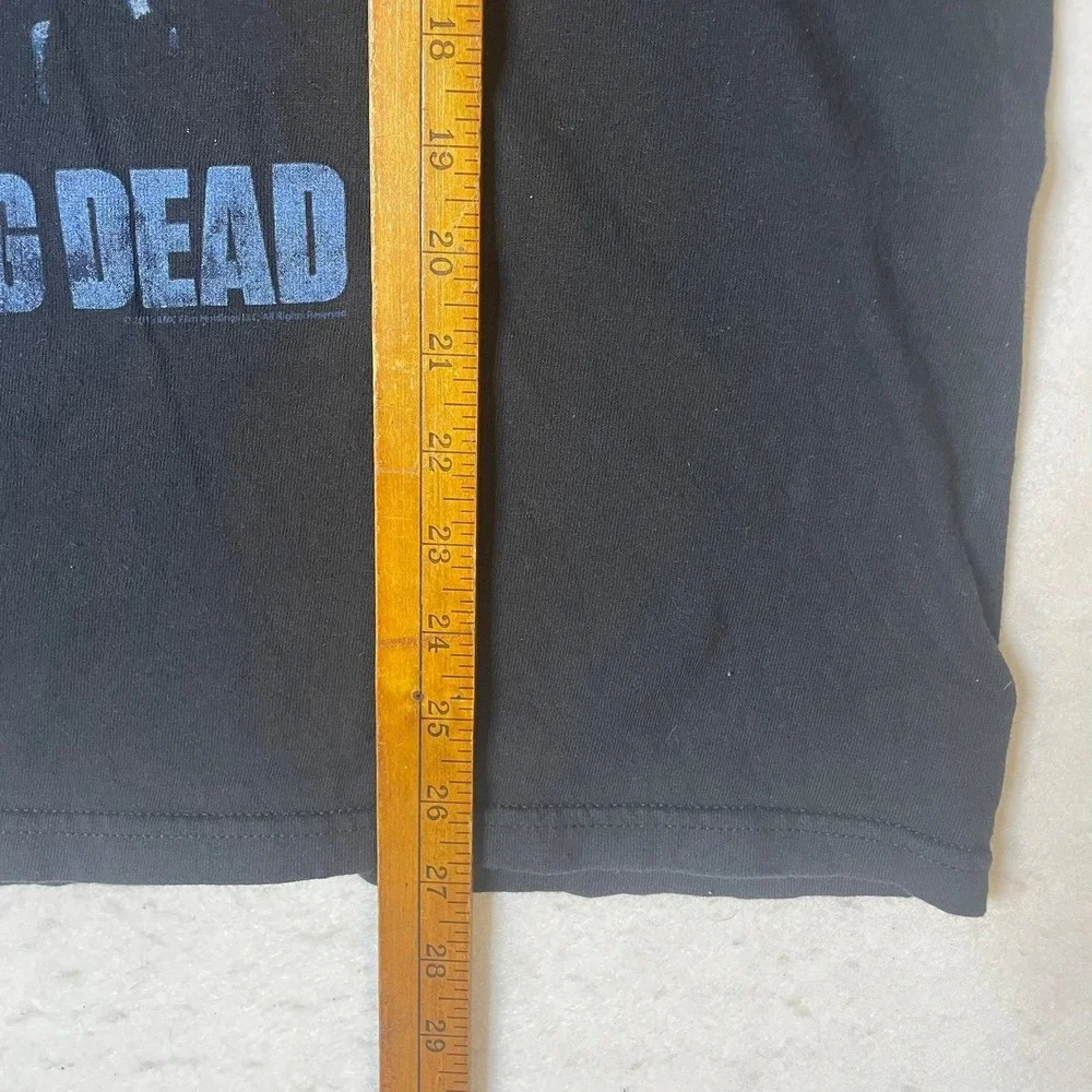 The Walking Dead AMC Graphic‎ T Shirt Black Zombie Horror TV Series Mens L 2013 - Picture 5 of 6